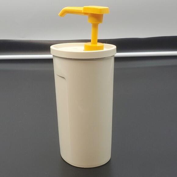 Vintage 70s Tupperware Mustard or Condiment Dispenser 1553, 640 Yellow Pump EUC - Picture 3 of 6